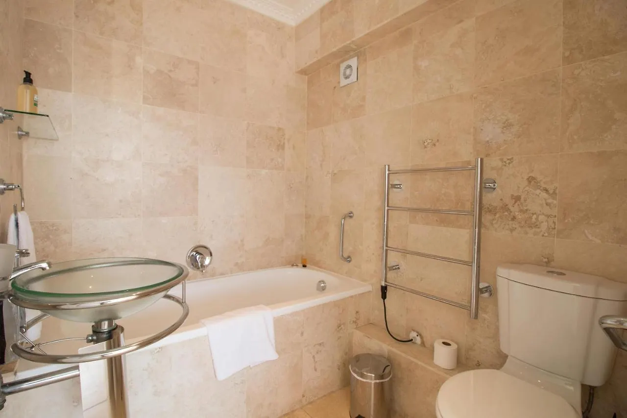 Third Floor Sea Facing 2 Bedroom Apartment Cape Town