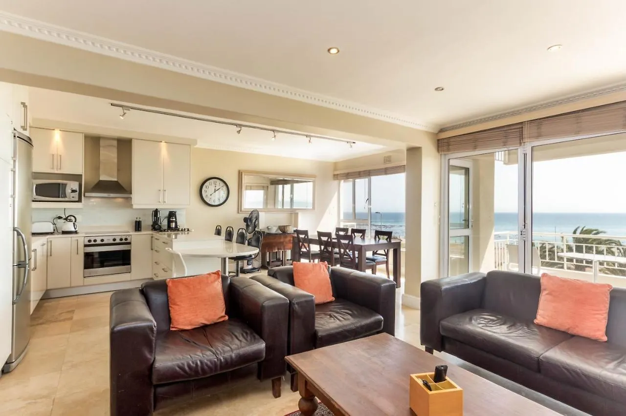 Third Floor Sea Facing 2 Bedroom Apartment Cape Town