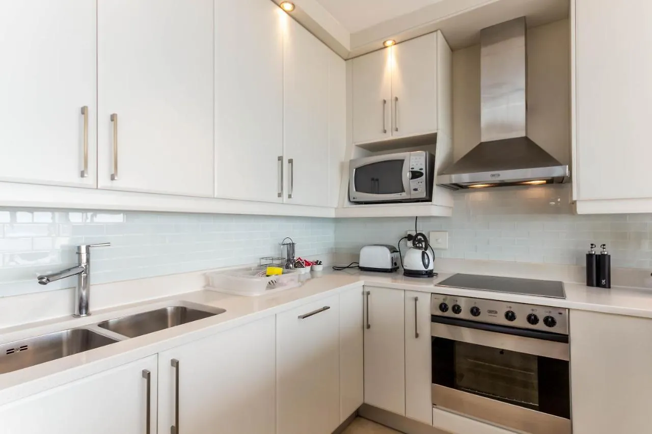 Third Floor Sea Facing 2 Bedroom Apartment Cape Town